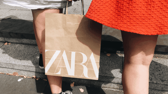 These gorgeous Zara runners have been reduced to €26 and we NEED These gorgeous Zara runners have been reduced to €26 and we NEED