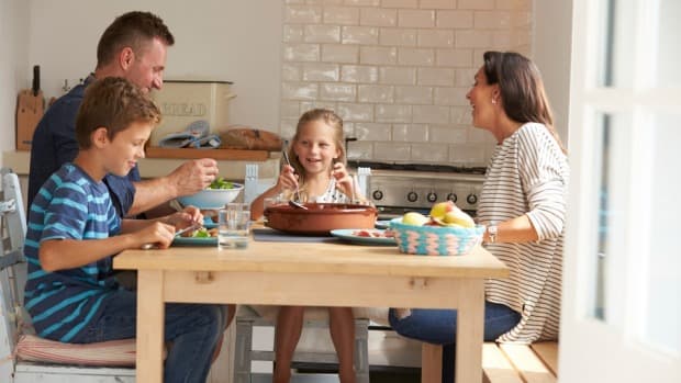 The very simple dinner-time trick that’ll change your whole eating routine The very simple dinner-time trick that’ll change your whole eating routine