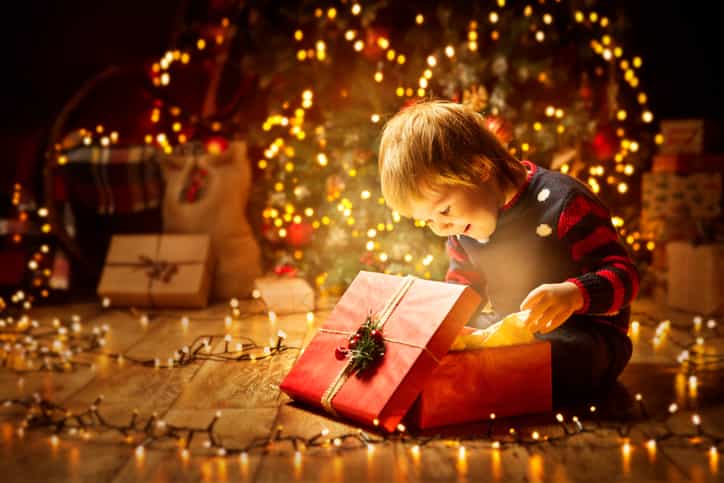 6 gifts for under the Christmas tree that will have the kids playing for hours 6 gifts for under the Christmas tree that will have the kids playing for hours