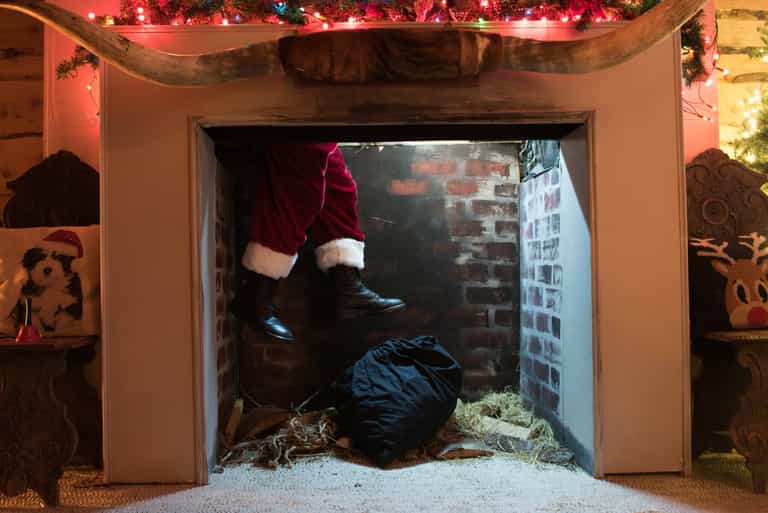 Santa’s Snowglobe brings the Santa visit experience right into your home Santa’s Snowglobe brings the Santa visit experience right into your home