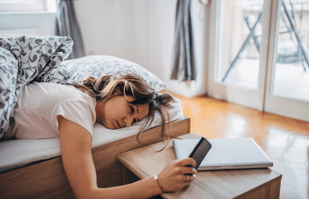 After just ONE sleepless night our bodies start to stockpile fat new study finds