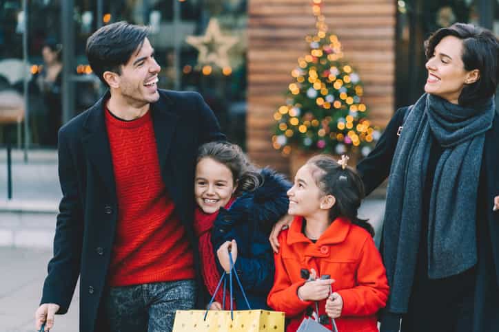 From Santa Claus to Frozen 2, Liffey Valley has everything the family needs for a Christmas Day out From Santa Claus to Frozen 2, Liffey Valley has everything the family needs for a Christmas Day out
