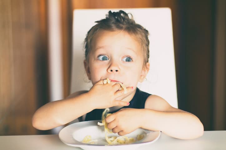 Mum wants to enforce ‘no snack’ rule on her young children Mum wants to enforce ‘no snack’ rule on her young children