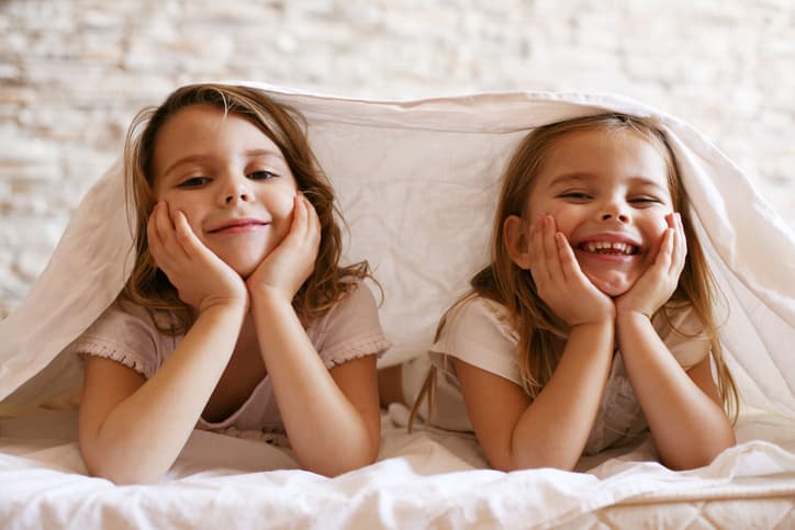 Study finds that having a sister can actually make you a happier person Study finds that having a sister can actually make you a happier person