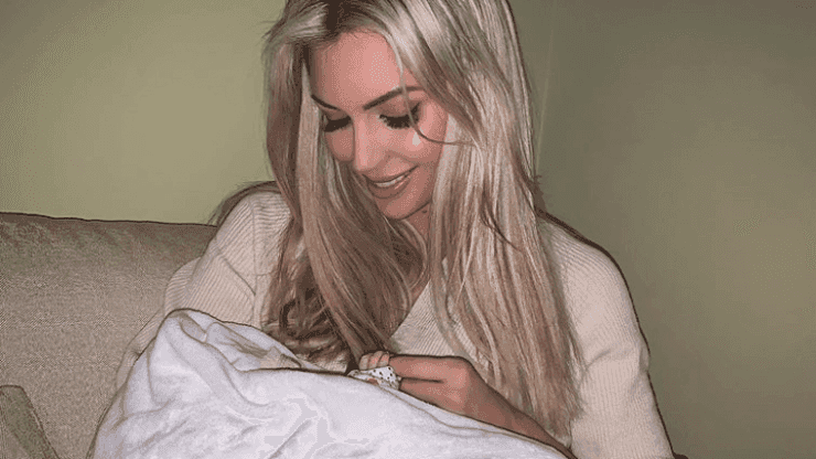 Rosanna Davison to discuss surrogacy journey on tomorrow night’s Late Late Show Rosanna Davison to discuss surrogacy journey on tomorrow night’s Late Late Show