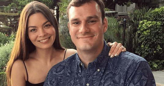 Harry Potter’s Scarlett Byrne and Cooper Hefner expecting first child together Harry Potter’s Scarlett Byrne and Cooper Hefner expecting first child together