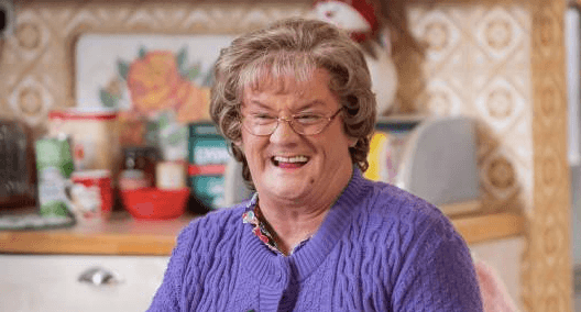 Tissues, receipts, and rosary beads: a handbag only an Irish Mammy could love Tissues, receipts, and rosary beads: a handbag only an Irish Mammy could love