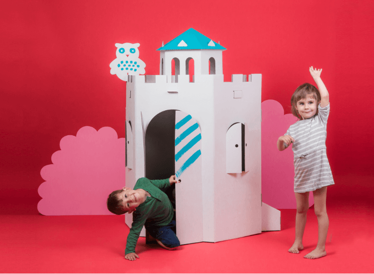 3D recycled cardboard castles and playhouses perfect for passing the time 3D recycled cardboard castles and playhouses perfect for passing the time
