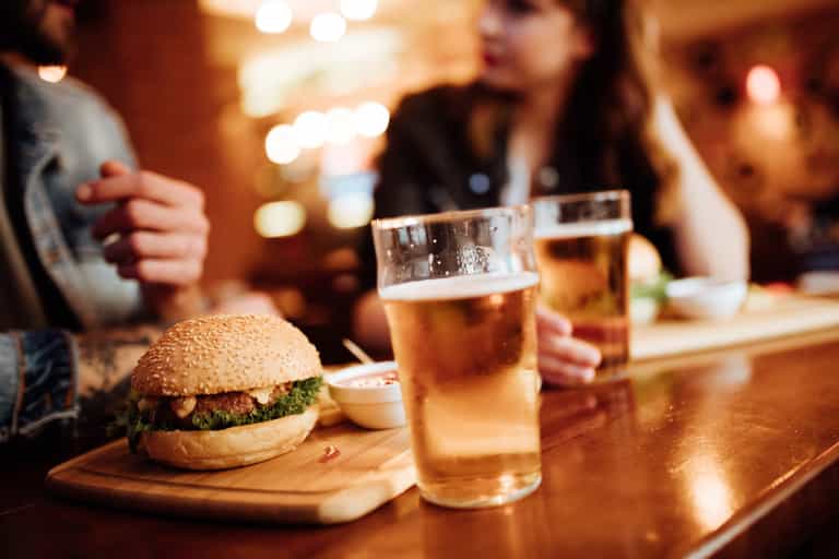 #Covid-19: Pubs can reopen if serving ‘substantial’ meal of at least €9 #Covid-19: Pubs can reopen if serving ‘substantial’ meal of at least €9