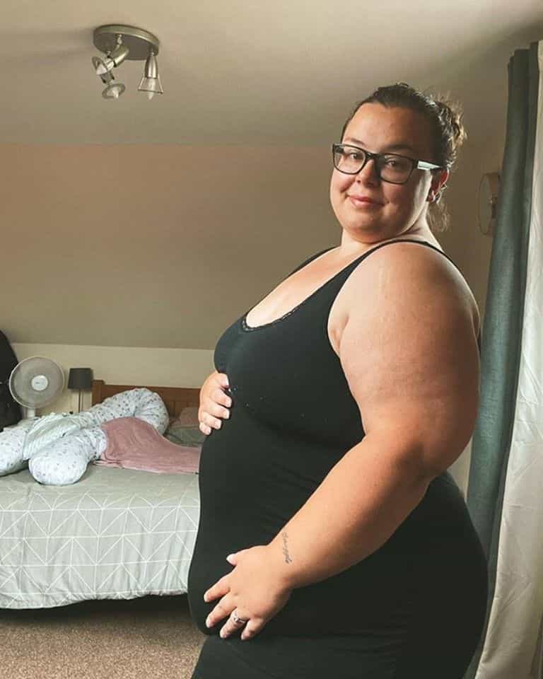Naomi Ann Smith shares honest post on not having the typical pregnancy body Naomi Ann Smith shares honest post on not having the typical pregnancy body