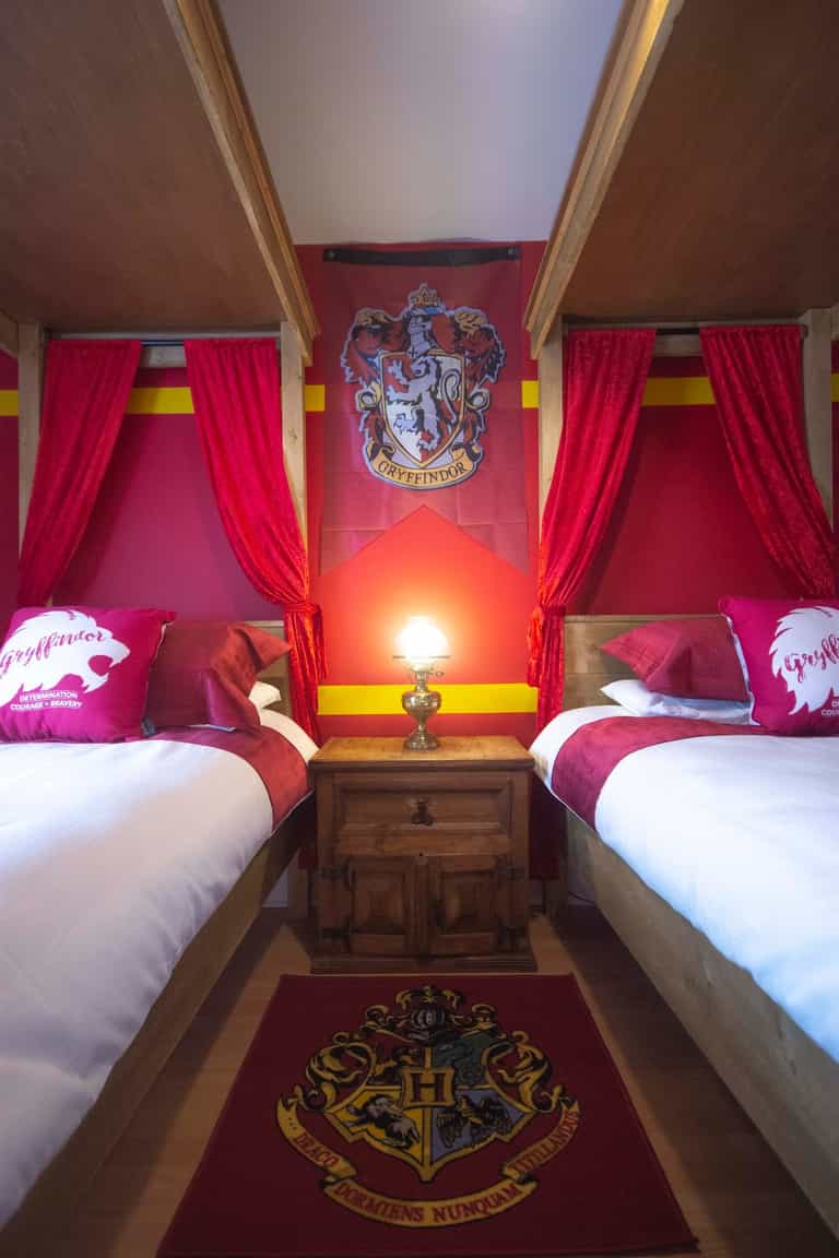 There is a Harry Potter themed Airbnb in Roscommon and we just need to visit There is a Harry Potter themed Airbnb in Roscommon and we just need to visit