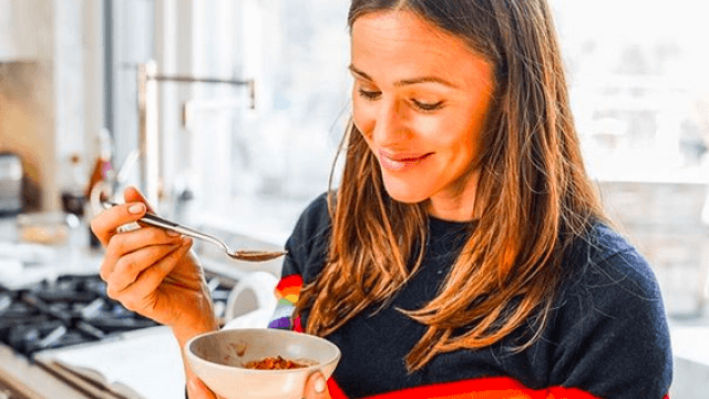 Jennifer Garner responds to pregnancy rumours in the best way possible Jennifer Garner responds to pregnancy rumours in the best way possible