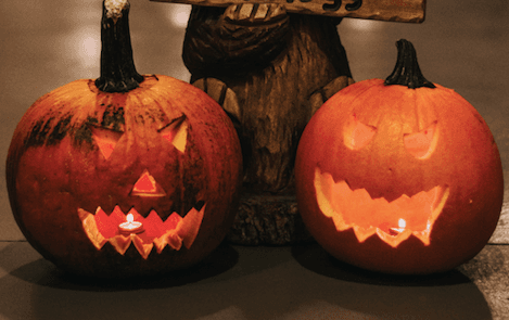 Midwives use pumpkins to demonstrate what 10 cm dilated looks like – and yikes Midwives use pumpkins to demonstrate what 10 cm dilated looks like – and yikes