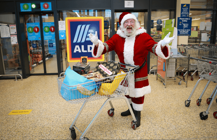 Aldi Ireland is giving 100 families the chance to chat with Santa online Aldi Ireland is giving 100 families the chance to chat with Santa online