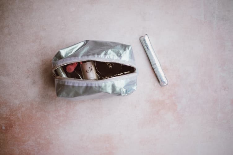 Dishing the dirt: you won’t believe the bacteria found inside our makeup bags Dishing the dirt: you won’t believe the bacteria found inside our makeup bags