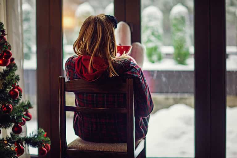 People travelling home from UK should eat Christmas dinner in bedroom, says NPHET People travelling home from UK should eat Christmas dinner in bedroom, says NPHET