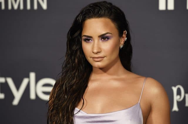 Demi Lovato set to produce and star in new comedy series Demi Lovato set to produce and star in new comedy series