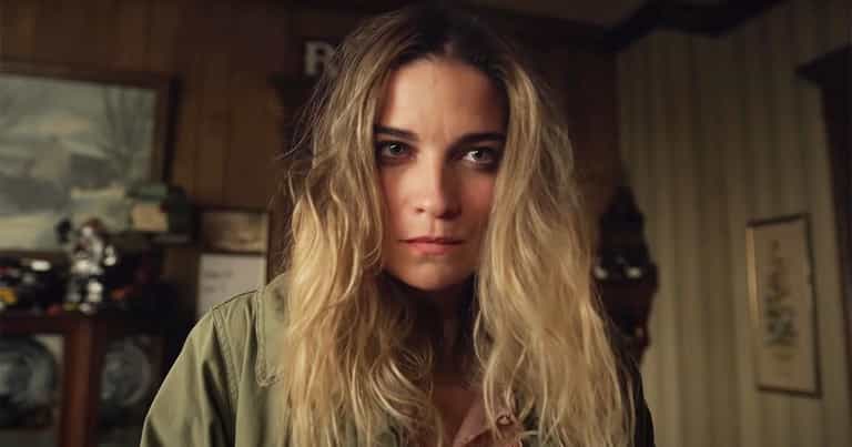 Annie Murphy takes on gritty new role in Kevin Can Go F**k Himself Annie Murphy takes on gritty new role in Kevin Can Go F**k Himself