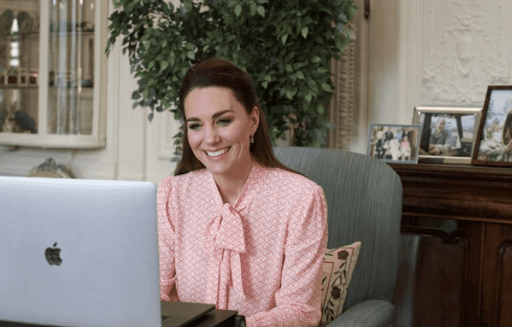 The Duchess of Cambridge’s new blouse is a high street find – and still available to buy The Duchess of Cambridge’s new blouse is a high street find – and still available to buy