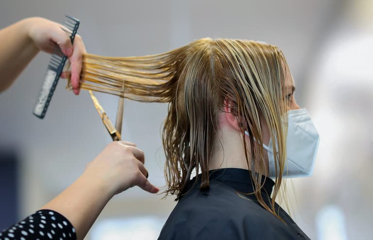 Hairdressers welcome reopening announcement Hairdressers welcome reopening announcement