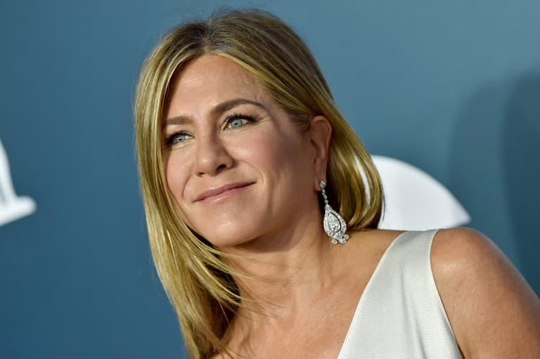 Jennifer Aniston says baby news at Friends reunion “never happened” Jennifer Aniston says baby news at Friends reunion “never happened”