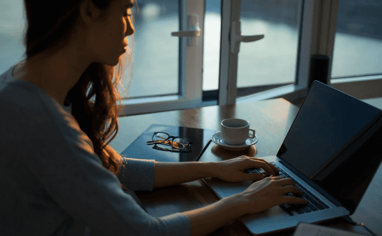 One in 10 women in Ireland quit their jobs over pressure of juggling work and homeschooling One in 10 women in Ireland quit their jobs over pressure of juggling work and homeschooling