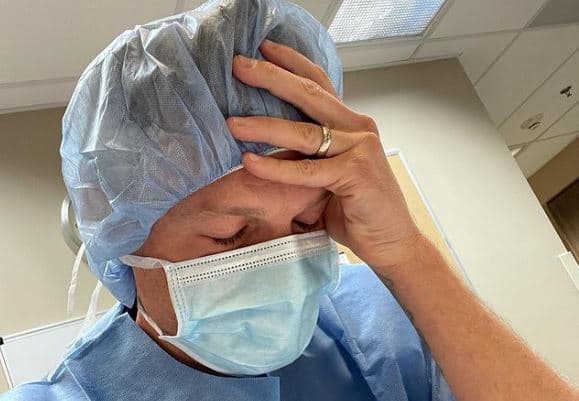 Nick Carter asks for prayers for new baby’s “complications” Nick Carter asks for prayers for new baby’s “complications”
