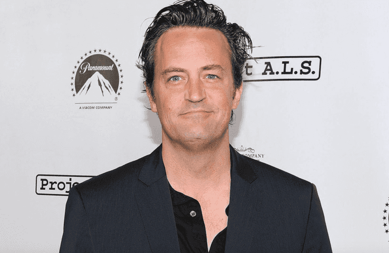 Matthew Perry splits from fiancée Molly Hurwitz Matthew Perry splits from fiancée Molly Hurwitz