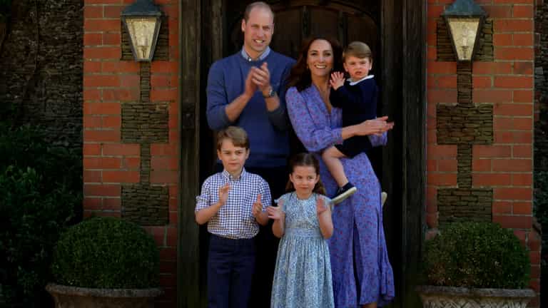 Kate Middleton opens up about “mum guilt” around saying goodbye to her children Kate Middleton opens up about “mum guilt” around saying goodbye to her children