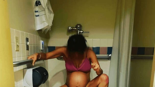 A mum labouring on the toilet went viral – and it made other mums rave about the position A mum labouring on the toilet went viral – and it made other mums rave about the position