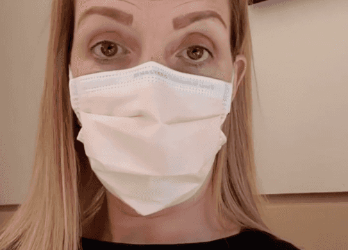 Vicky Phelan flies back to the US to start new clinical trial after growth in tumours Vicky Phelan flies back to the US to start new clinical trial after growth in tumours