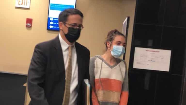 Woman hands herself in after allegedly killing newborn and claiming she miscarried Woman hands herself in after allegedly killing newborn and claiming she miscarried