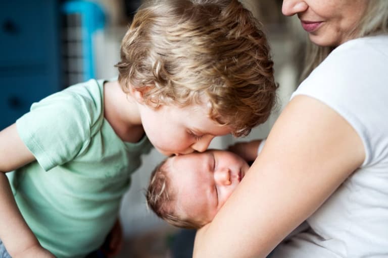 Study reveals how long women should wait between pregnancies Study reveals how long women should wait between pregnancies