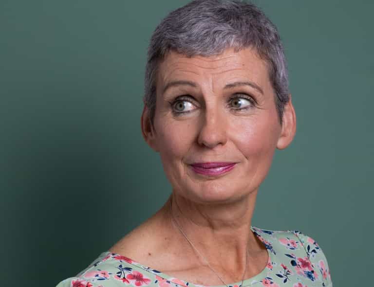 Breast cancer survivor Tracy Bennett wants to raise awareness for “sneaky” type of cancer Breast cancer survivor Tracy Bennett wants to raise awareness for “sneaky” type of cancer