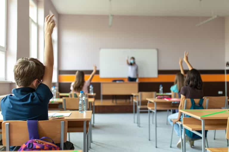 605 primary school teachers test positive for Covid in two weeks, says INTO 605 primary school teachers test positive for Covid in two weeks, says INTO