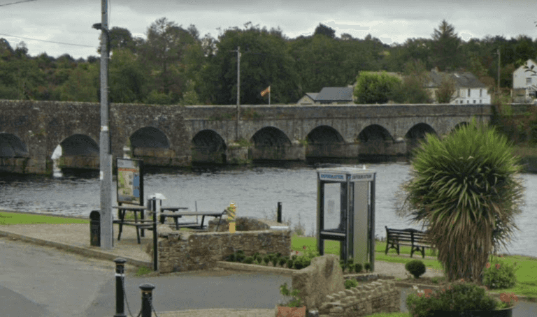 Woman’s body discovered in Co Clare waters as investigation launched Woman’s body discovered in Co Clare waters as investigation launched