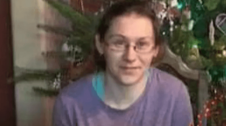 Mother dies after protecting her son from a dog attack Mother dies after protecting her son from a dog attack