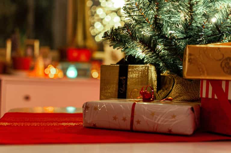 Does Santa wrap presents? Let’s settle this for once and for all Does Santa wrap presents? Let’s settle this for once and for all