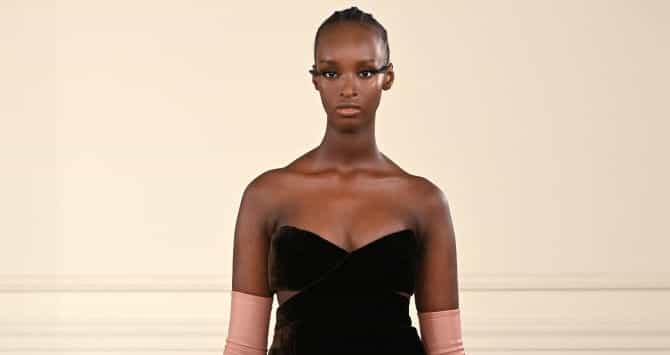 Valentino is being praised for its latest runway full of “normal” bodies Valentino is being praised for its latest runway full of “normal” bodies