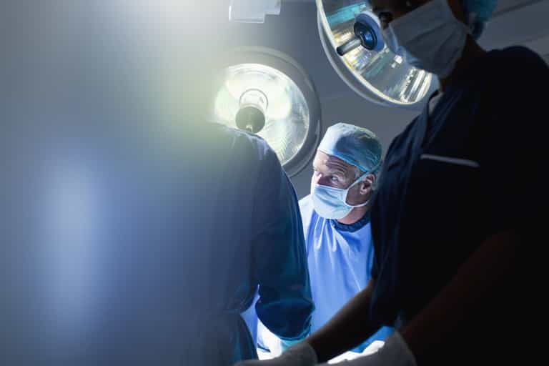 Study shows women patients are more likely to die if surgeon is male Study shows women patients are more likely to die if surgeon is male