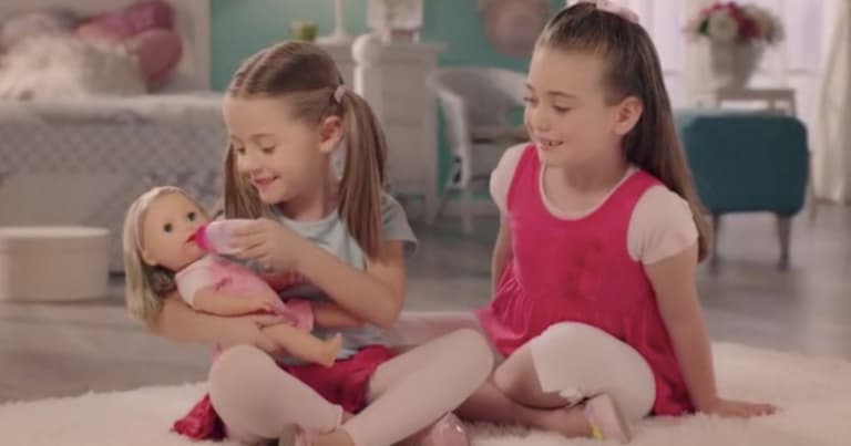 Mum horrified after finding a knife inside the box of a doll she was buying for her daughter Mum horrified after finding a knife inside the box of a doll she was buying for her daughter