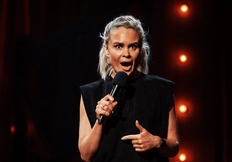 Joanne McNally recounts “horrible” anxious turn during recent performance Joanne McNally recounts “horrible” anxious turn during recent performance
