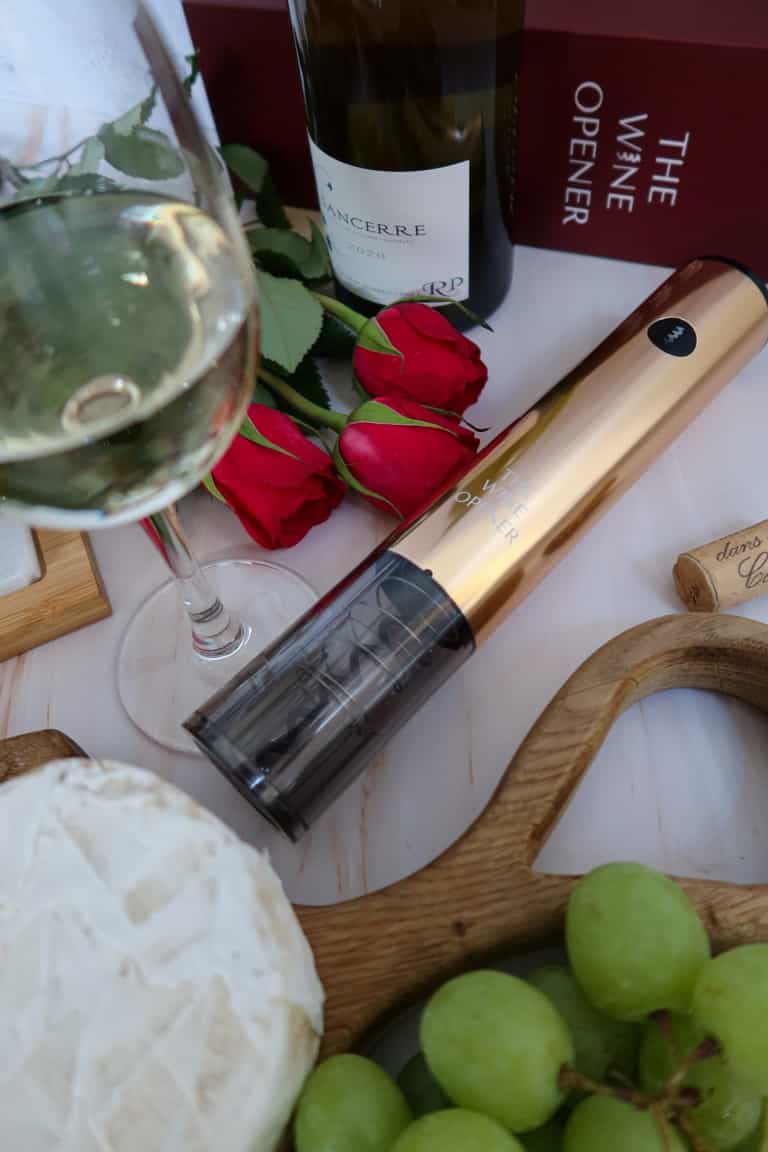 Irish Mother – Daughter duo come up with the wine accessory we all need Irish Mother – Daughter duo come up with the wine accessory we all need