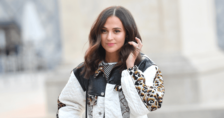 Alicia Vikander says she “struggled” in lockdown as she “tried to get pregnant for a while” Alicia Vikander says she “struggled” in lockdown as she “tried to get pregnant for a while”