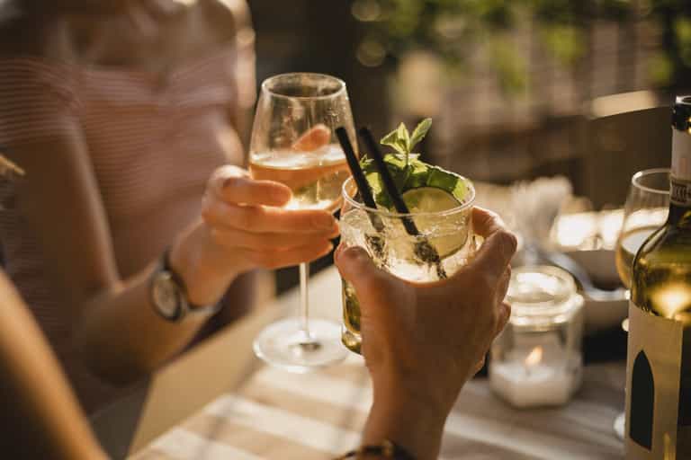Over 40 cases of drink spiking reported to Gardaí this year Over 40 cases of drink spiking reported to Gardaí this year
