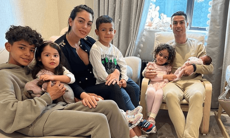 Cristiano Ronaldo reveals the name of his baby daughter Cristiano Ronaldo reveals the name of his baby daughter