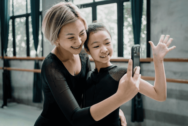 ‘Digital child labour’ – GP hits out at ‘mumfluencers’ using their kids to make money ‘Digital child labour’ – GP hits out at ‘mumfluencers’ using their kids to make money