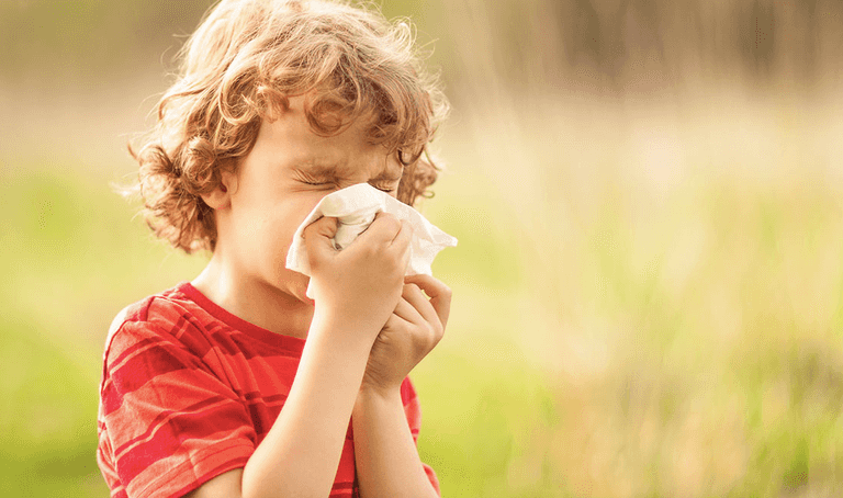Hayfever? Twitter users swear this common household remedy works Hayfever? Twitter users swear this common household remedy works