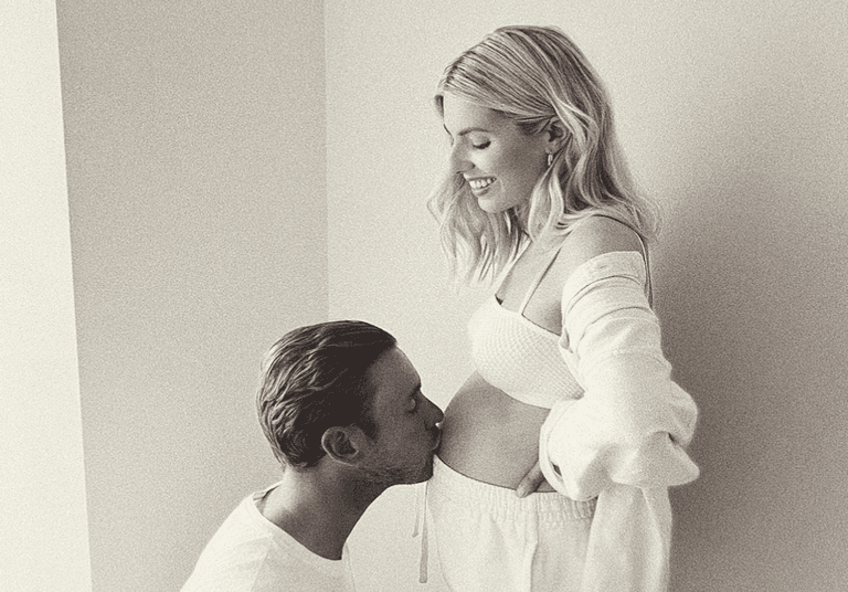 “Over the moon”: Mollie King announces pregnancy “Over the moon”: Mollie King announces pregnancy