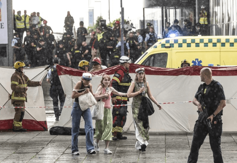 Copenhagen shooting: Two of the victims were only 17-years-old Copenhagen shooting: Two of the victims were only 17-years-old
